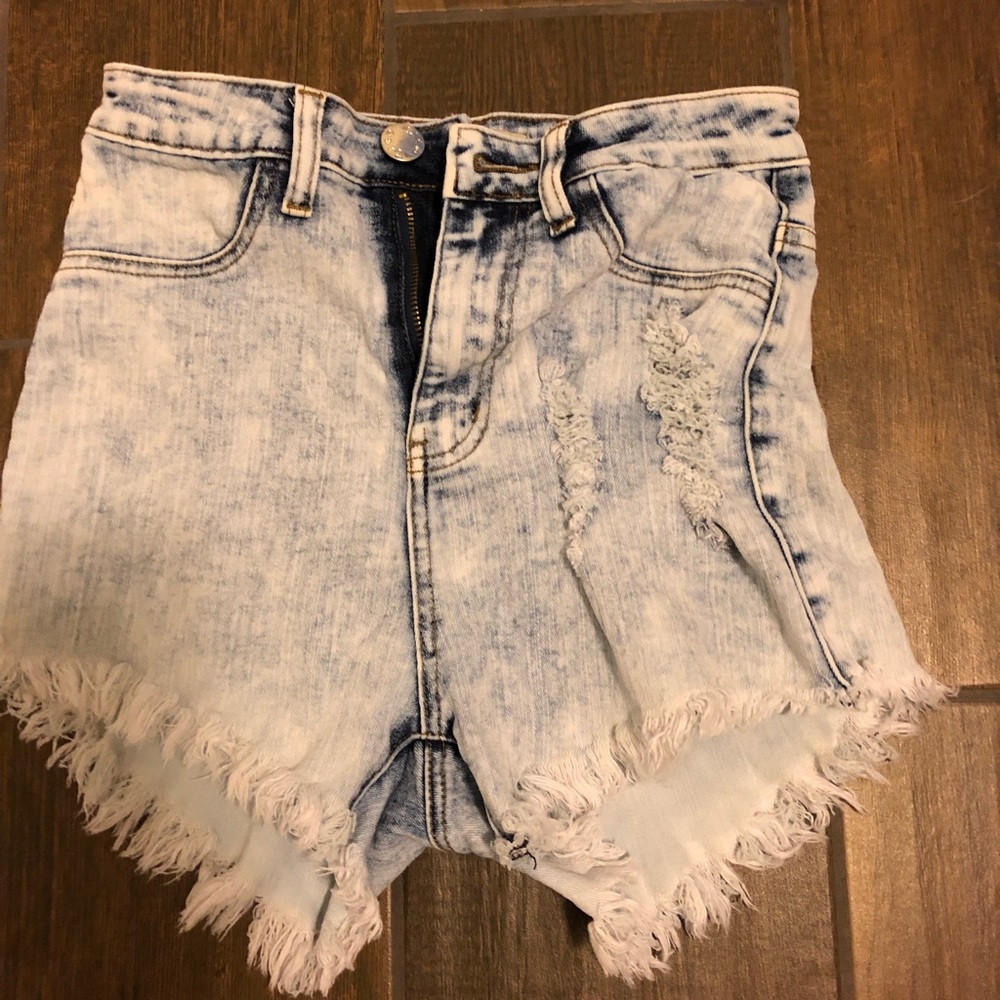 High waisted short shorts